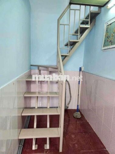 Nhà Bà Hom p13q6 hẻm xe hơi thông dt 3,6×12,2 gác lửng đúc 3pn2wc