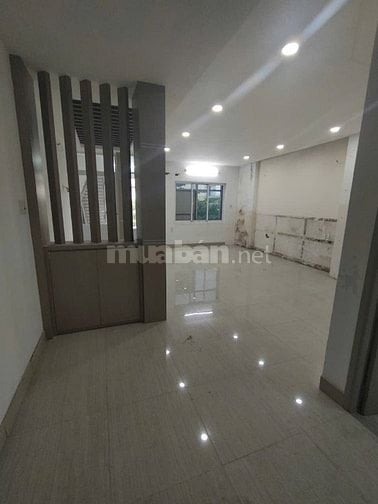 Ngang gần 6m Trần Thiện Chánh - Sư Vạn Hạnh Quận 10 giá chỉ 37.9 tỷ