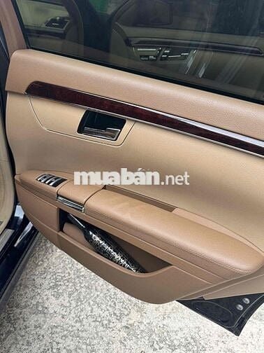 Mercedes Benz S550 - V8-5.5L