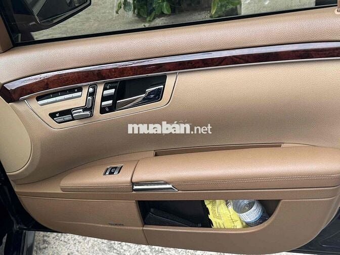 Mercedes Benz S550 - V8-5.5L