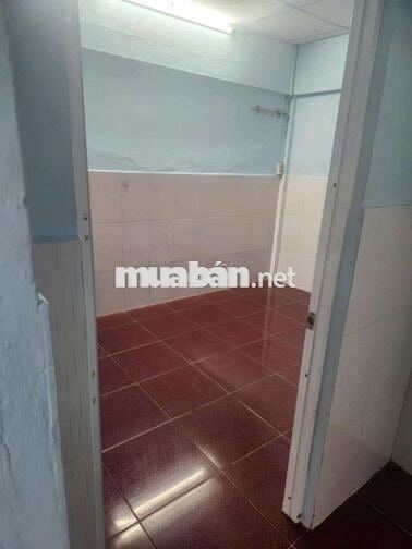 Nhà Bà Hom p13q6 hẻm xe hơi thông dt 3,6×12,2 gác lửng đúc 3pn2wc