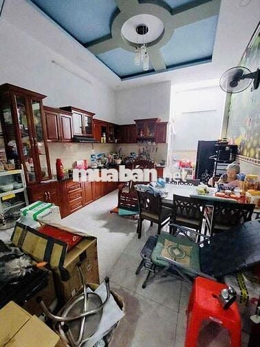 Hẻm 8m thông 53/ Vườn Lài 4x18m 3.5 Tấm (4PN 3WC) Sân thượng