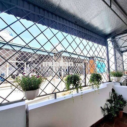 BÁN NHÀ THẠCH BÀN 30M2 XÂY 5 TẦNG 3 NGỦ TẶNG FULL NỘI THẤT , Ở SƯỚNG