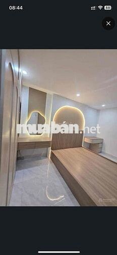 TÔI CẦN BÁN NHÀ ĐANG KD 20TR/Th VĂN CHUNG,P13,TÂN BÌNH.GIÁ:5Ty180.