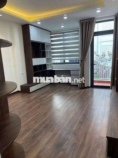 THẠCH BÀN - LÔ GÓC - 5 TẦNG - THANG MÁY - Ô TÔ - 50M2 - 6.7TỶ.,