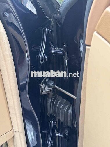 Mercedes Benz S550 - V8-5.5L