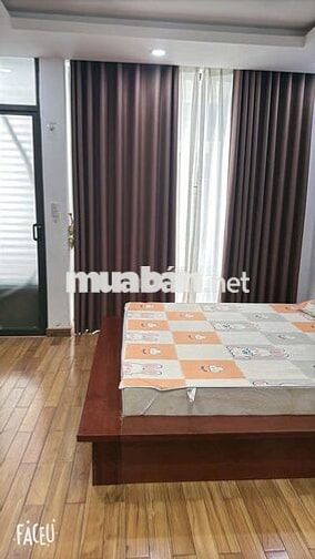 Nhà nguyên căn HXH p. TSN 4,4x15 3 lầu mới full nội thất