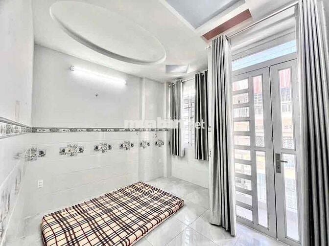 Nhà Hẻm 8m - Bình Tân - Trung Tâm - 60m2 - Hẻm Trước sau - hơn 6ty