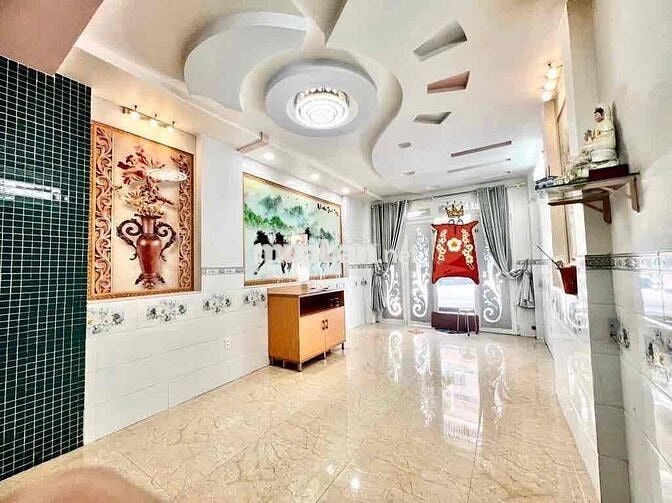 Nhà Hẻm 8m - Bình Tân - Trung Tâm - 60m2 - Hẻm Trước sau - hơn 6ty