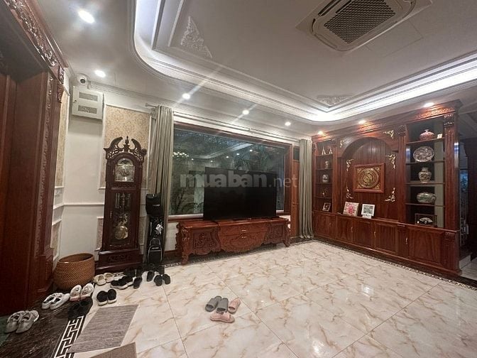 Bán biệt thự Việt Hưng, 190m2, hoàn thiện siêu đẹp, vị trí vip 