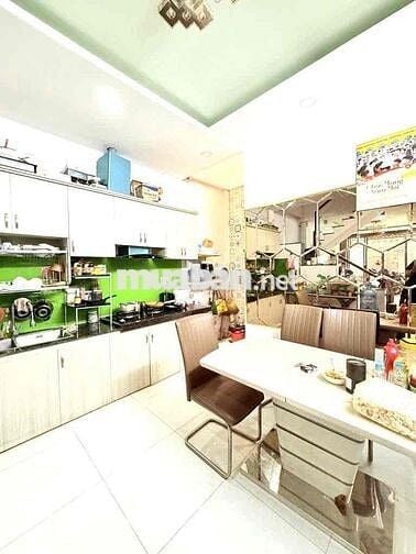 🏡🔥NHÀ ĐẸP HUỲNH VĂN BÁNH💥PHÚ NHUẬN💥4 TẦNG💥NGANG 4M💥60M2💥CHỈ 8.3 TỶ TL🌹