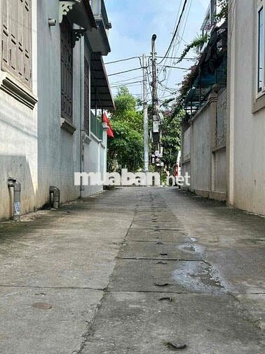 ĐƯỜNG OTO 7 CHỖ ĐỖ CỬA - 50 M RA TRỤC CHÍNH KINH DOANH