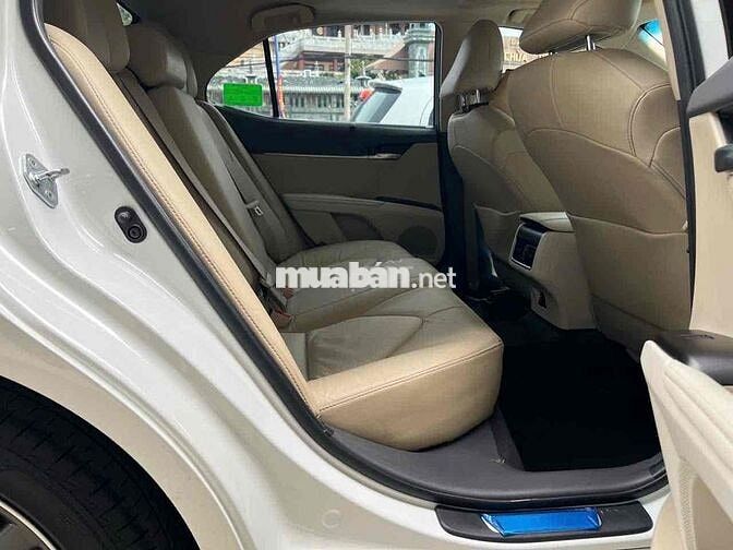 Toyota Camry 2022 2.5 Q - 11000 km