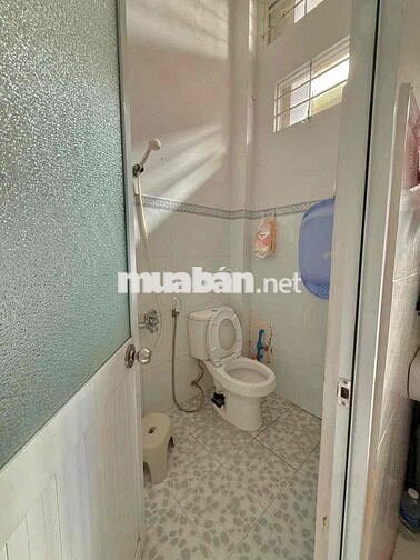 Nhà hẽm lê lâm phường 6 Mỹ Tho 4 phòng ngủ