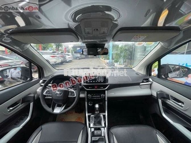 Toyota Veloz Cross 1.5 CVT 2024