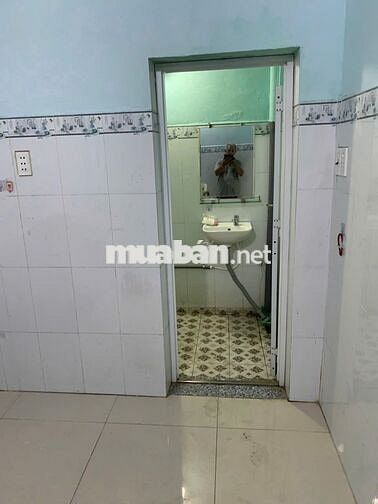 Nhà mặt tiền hẻm xe tải, 2 pn, 2 wc, Q.Bình Tân