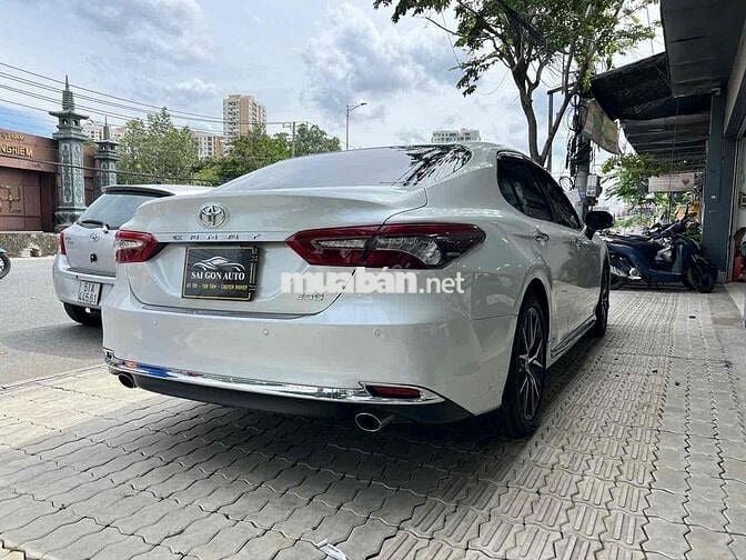 Toyota Camry 2022 2.5 Q - 11000 km