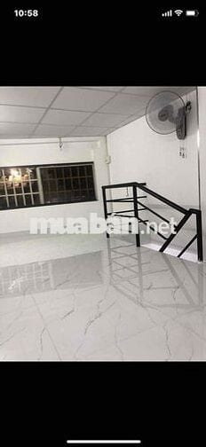 cho thuê nhà đường chính 161D lạc Long quân hẻm xe hơi