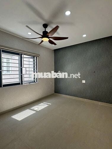 Cần cho thuê nhà MT 8A Đường Số 3 Cư Xá Lữ Gia P.15 Q.11.