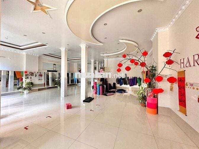 CHO THUÊ NHÀ 4 LẦU GÓC 02 MẶT TIỀN NGUYỄN HIỀN - KDC 91B - CẦN THƠ