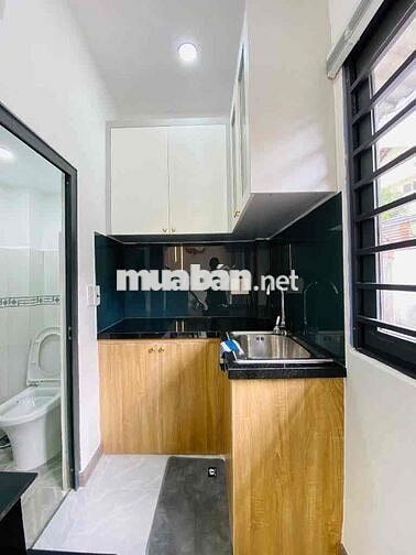 NHÀ CÓ LẦU 2TỶ MTKD NGUYỄN VĂN LƯỢNG SHR CẠNH LOTTE MART XE HƠI ĐẬU .