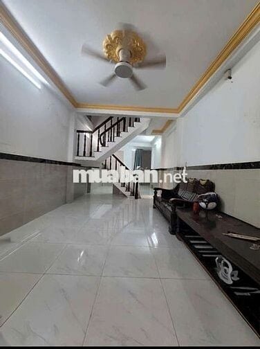 Cho thuê nhà 2 tầng hẻm xe hơi 1/ Nguyễn Văn Quá, Đông Hưng Thuận
