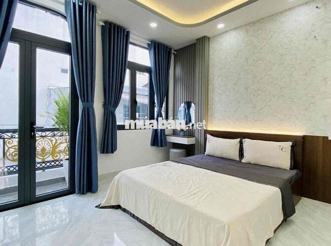Chủ đi định cư cần bán nhà đường Tân Phước, Quận 10. Giá 4,6Tỷ/ 4x10m.