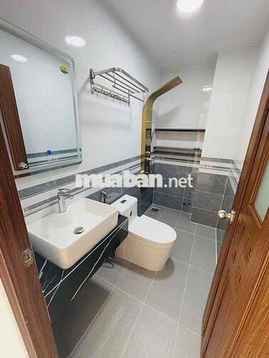 Nhà mới HXH gần AEON MALL 5x20 5TẦNG thang máy 10PN. TL TỐT