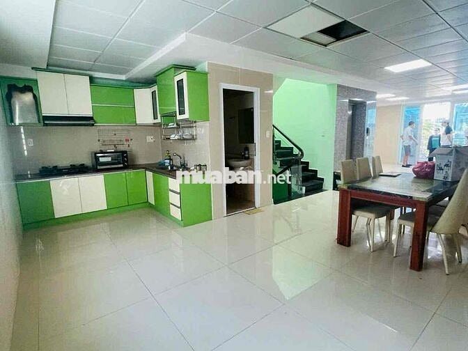 Nhà phố liền kề giá tốt khu phố Hưng Gia 1, Phú Mỹ Hưng, Quận 7