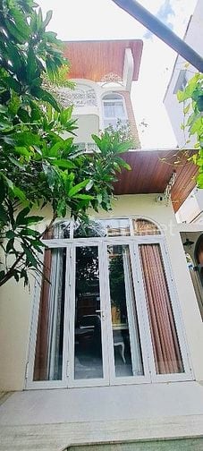 Bán nhà Vila rẻ đẹp 3 lầu (5x10,5) 350/112 Nguyễn Văn Lượng p16 Gò Vấp