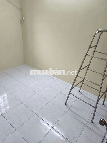 Cho thuê nhà nguyên căn hẻm xe hơi Hoàng Trọng Mậu