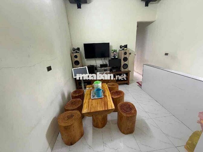 50m2 - Nhà riêng tại Đông Mỹ, Thanh Trì giá cực chất 4,9 tỷ