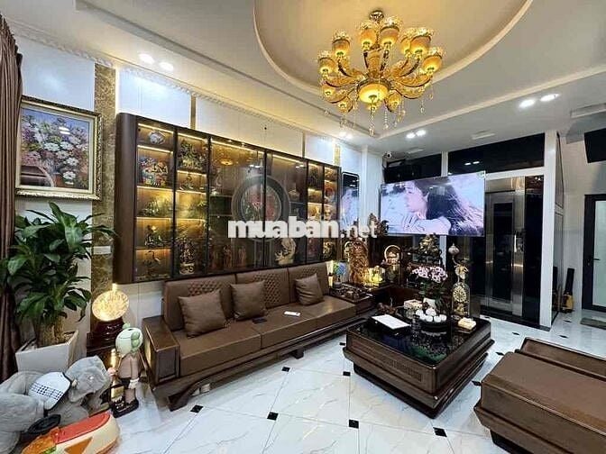 Cần Bán Nhà KV Tân Mai- Cách 1 nhà ra ô tô- ngõ to ba gác-5 tầng -38m