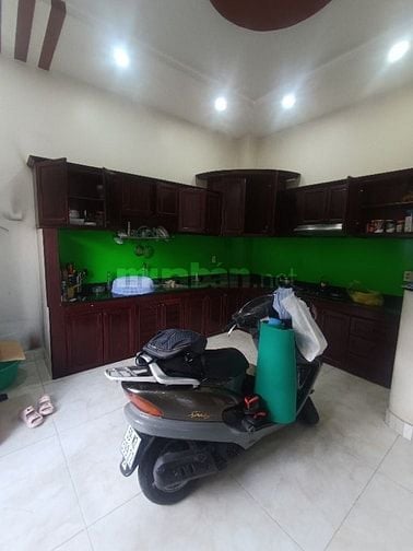 CĂN GÓC 2 MẶT TIỀN 4PN. 4WC HẺM OTO ĐƯỜNG 9 LINH TÂY. THỦ ĐỨC