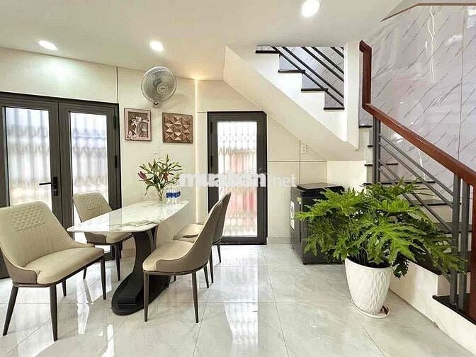 SIÊU PHẨM MẶT TIỀN ,P15 PHÚ NHUẬN ,39M2