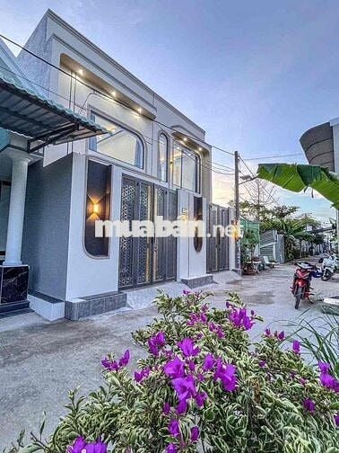BÁN 2 CĂN NHÀ TRỆT LỬNG MỚI GẦN CHỢ BÀ BỘ VÀ ĐH Y DƯỢC