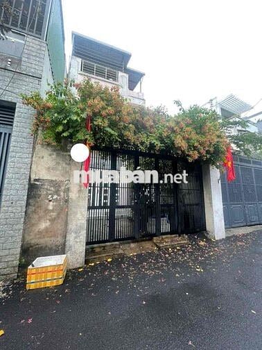 NHÀ CŨ TIỆN XÂY MỚI - 5.2X20 - HẺM XE TẢI THÔNG - KHU EMART 2, CHỢ PVB