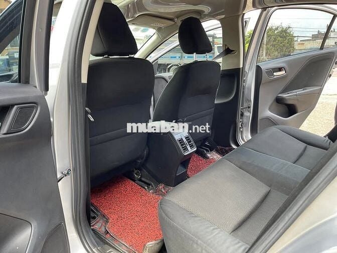 Honda City 1.5CVT 2019 màu bạc