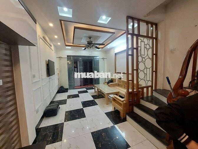 VỊ TRÍ ĐẸP LĨNH NAM- 30M RA Ô TÔ - NGÕ THÔNG -  32M 4 TẦNG Giá 5,73 tỷ
