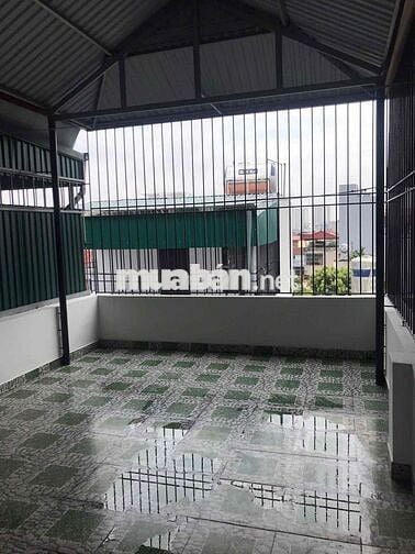 Bán nhà Nguyễn Văn Linh, Diện tích: 32m² x 5 tầng,ngõ thông,hơn 6 tỷ.