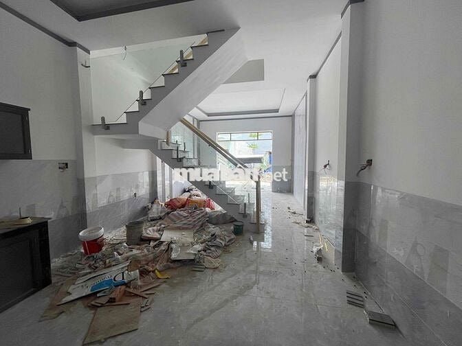 bán nhà 1 trệt 1 lầu ngay trung tâm phường tân triều gần kdl bửu long