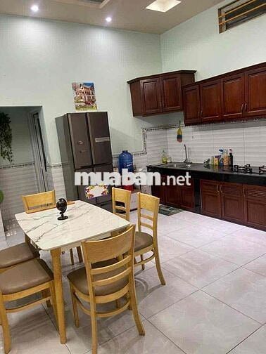 CHO THUÊ NHÀ 5x19m - ĐẦY ĐỦ NỘI THẤT - 3pn 3wc - ĐƯỜNG NHỰA 12m