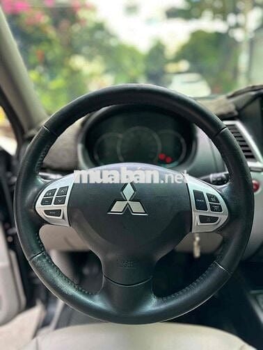 Mitsubishi Pajero Sport 2016 G 4x2 MT