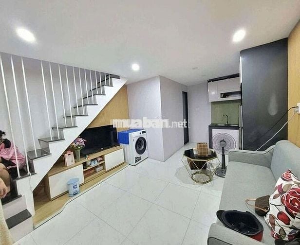 Nhà 2 tầng Hải Phòng thông Điện Biên Phủ sau lưng Nguyễn Kim