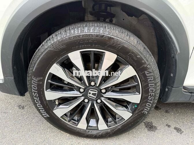 Honda BR-V 2024 L - 9500 km - Biển số An Giang