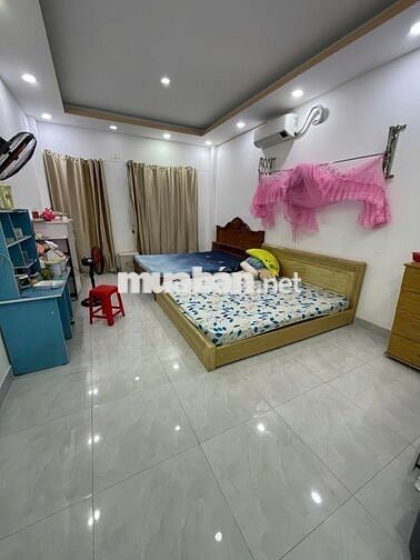 NHÀ ĐẸP Q4- 2 LẦU ĐÚC - 55m2 - KO QH - GIÁ 5 TỶ NHỈNH