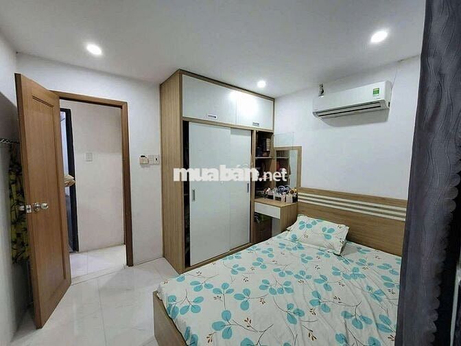 Nhà 2 tầng Hải Phòng thông Điện Biên Phủ sau lưng Nguyễn Kim