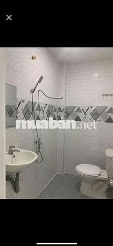 Nhà cho thuê Âu Cơ, TP (2PN 2WC) nhà sạch sẽ, 15/9 NHẬN NHÀ