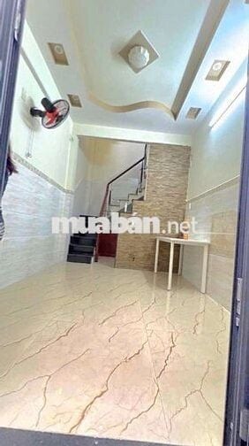CHỈ 3.3 TỶ NHÀ 3 TẦNG SÁT MẶT TIỀN BẾN VÂN ĐỒN, QUẬN 4, KO LO GIẢI TỎA