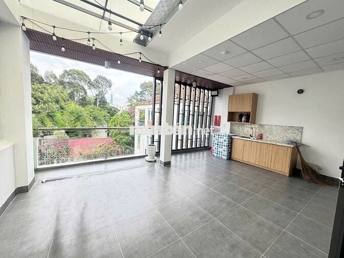 Cho thuê nhà mới Full NT Phan Đăng Lưu 6x10m 3 lầu 4pn giá 35 triệu